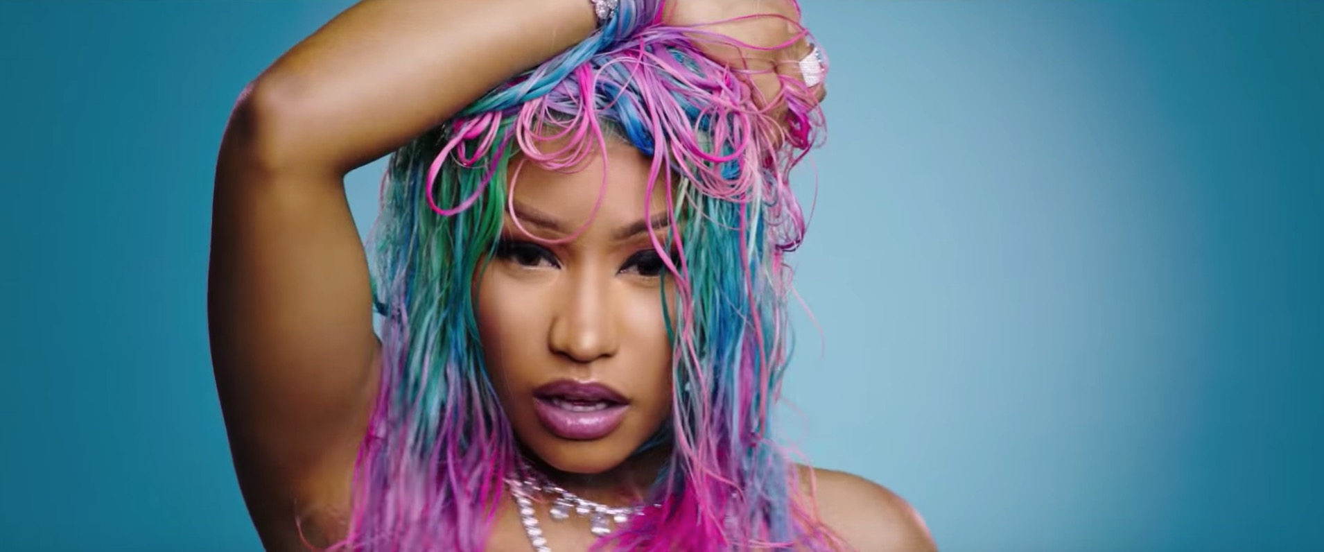 Nicki minaj barbie. NICKIMINAJATVEVO.